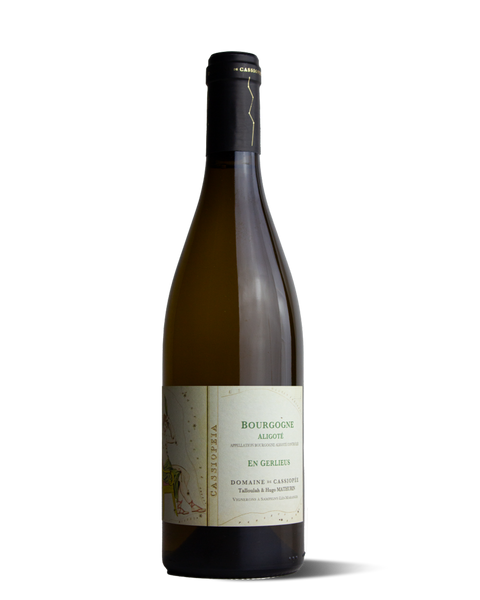 photograph of wine bottle