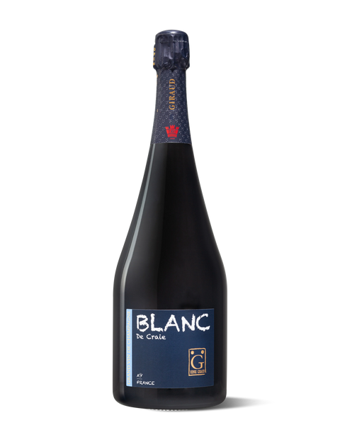 photograph of Champagne bottle