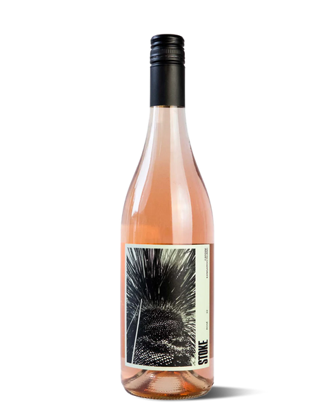 photograoh of wine bottle