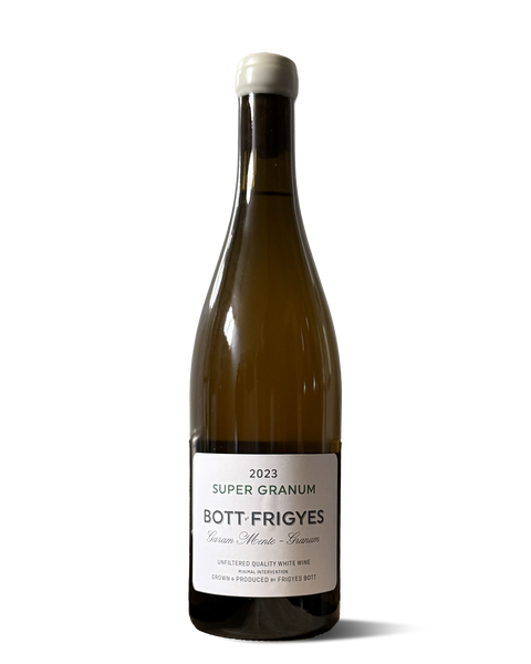 photograph of wine bottle