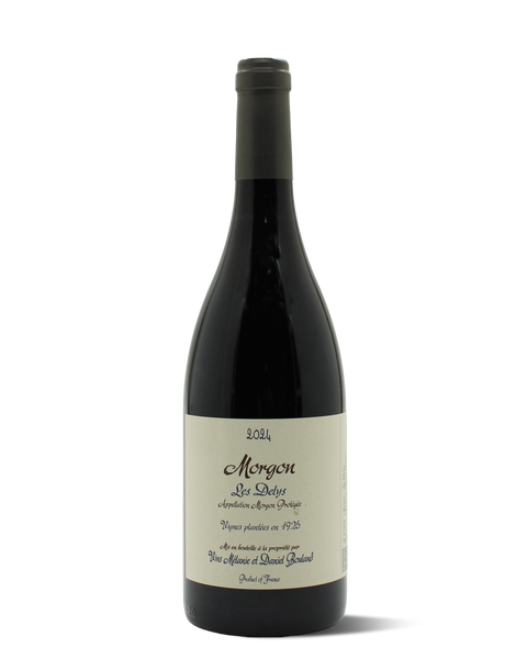 photograph of wine bottle