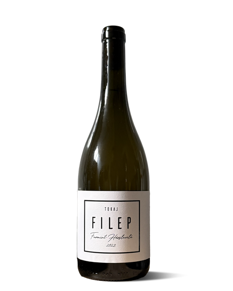 photograph of wine bottle