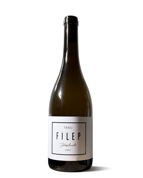 photograph of wine bottle