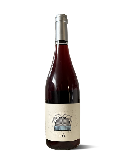 photograph of wine bottle