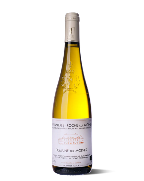 photograph of wine bottle