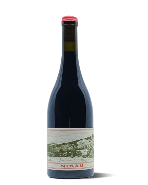 photograph of wine bottle