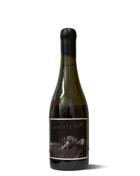 photograph of wine bottle