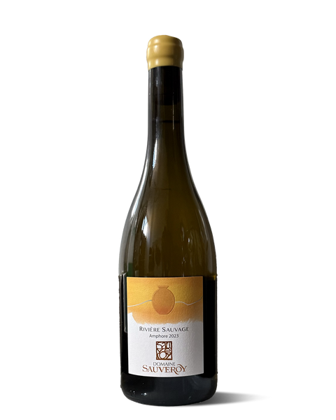 photograph of wine bottle