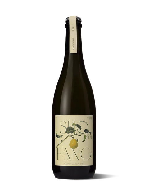 photograph of bottle of perry