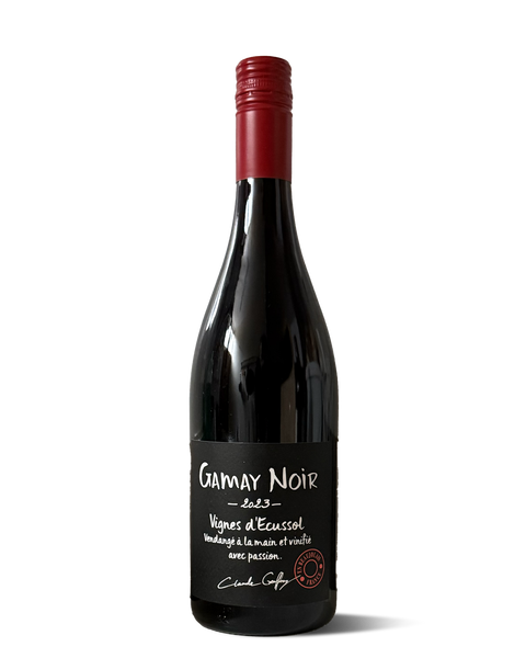 photograph of wine bottle