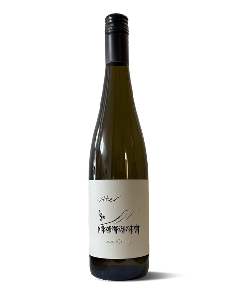 photograph of wine bottle